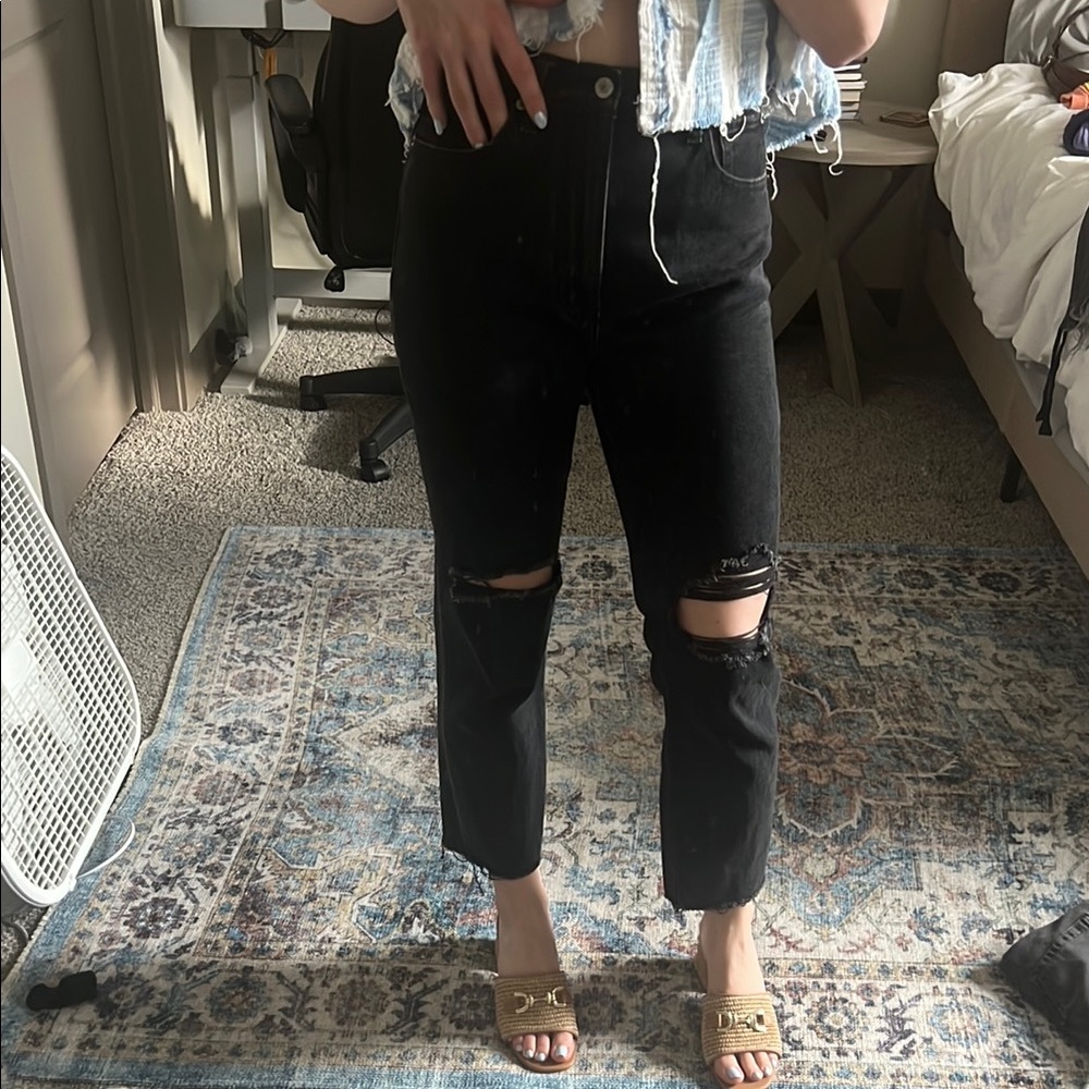 Black Distressed Jeans
